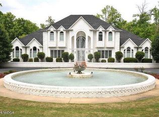 170 Howard Oaks Dr, Macon, GA 31210