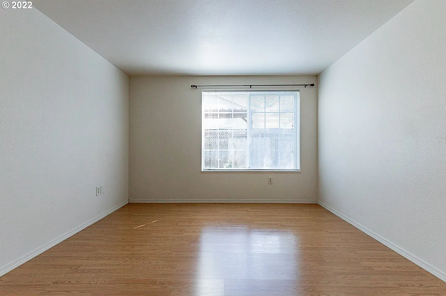 3 bed, 1400 sqft, $2,395 — Photo 4
