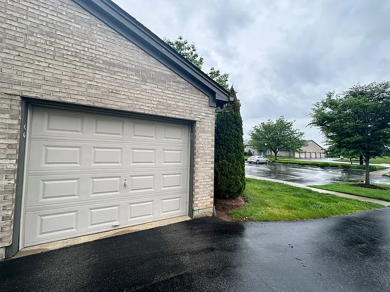 10301 Trotters Pointe Dr #201 — Photo 18