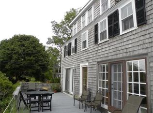 7 Ledge Ln, Gloucester, MA 01930