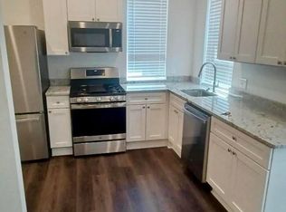 867 Hollins St #1, Baltimore, MD 21201