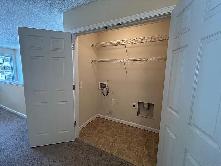 3233 Glenloch Pl — Photo 34