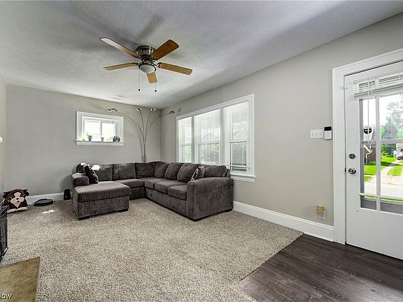 4th image of 5020 Stickney Ave
