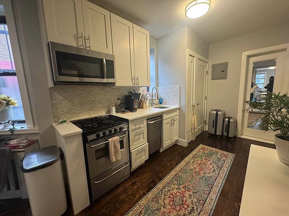 1st image of 237 9th Ave APT 4A