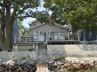 2307 N Shore Dr, Clear Lake, IA 50428