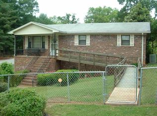 8 Alpha Dr, Greenville, SC 29605