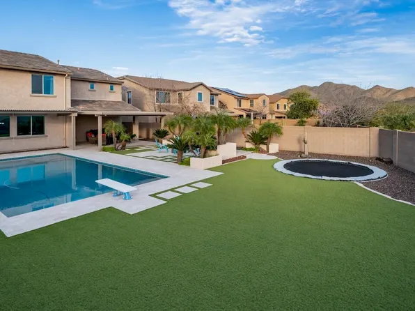 3743 W LAPENNA Drive, New River, AZ 85087