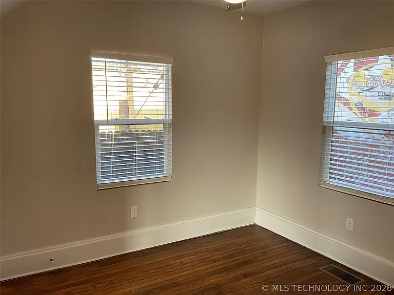 1345 E 6th St — Photo 6