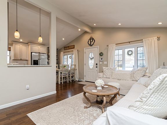 4th image of 86 Leopold Ave