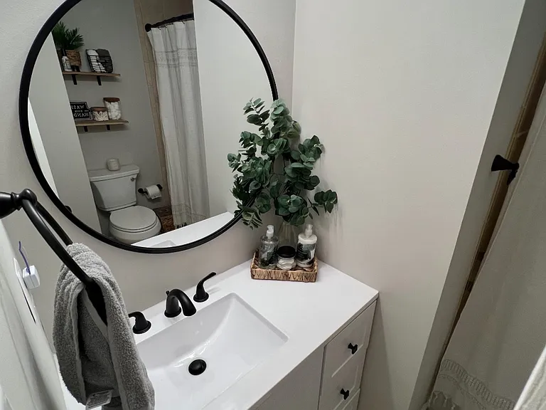 2405 Forest Edge Ct #304D — Photo 11