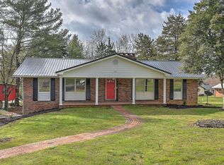 1010 Stanbery Cir, Greeneville, TN 37745