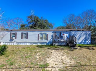 903 Al Hammett Rd, Mary Esther, FL 32569