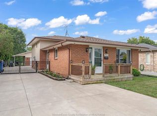 231 Saint Arnaud St, Amherstburg, ON N9V 2P2