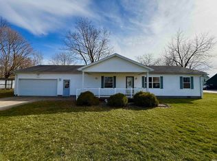 323 N Main St, Lynn, IN 47355