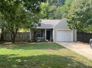 2044 Wood Tree Ct, Siloam Springs, AR 72761