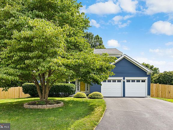 2nd image of 6 Crosswood Pl
