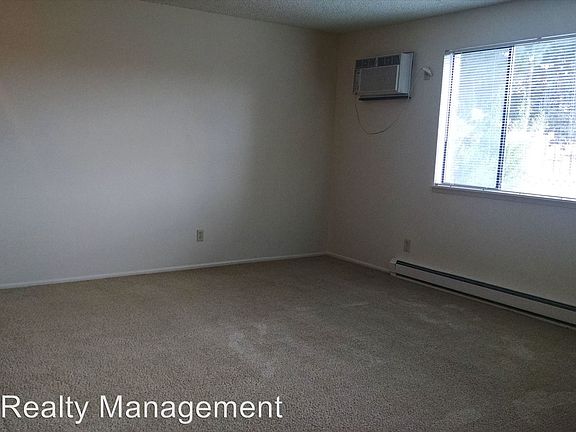 4th image of 2921 E 36th Ave APT 8