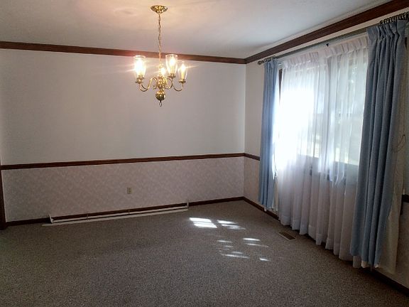 5th image of 281 Braewood Dr