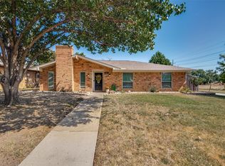 1601 San Antone Ln, Lewisville, TX 75077