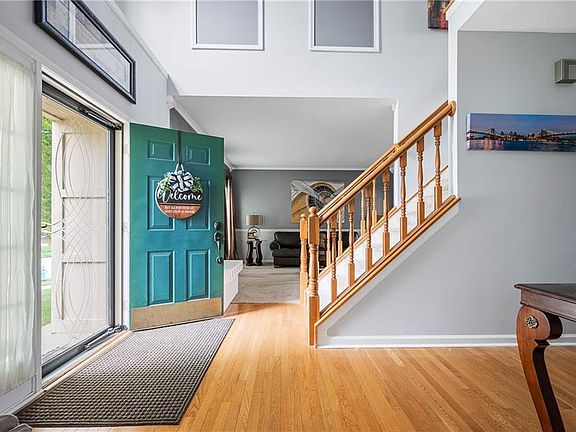 5th image of 6388 Kentstone Dr