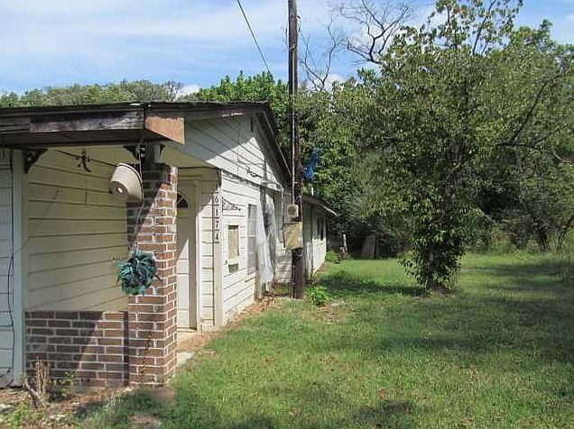 2nd image of 16174 Harmon Rd