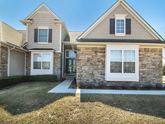 3rd image of 5569 Gallery Park Dr