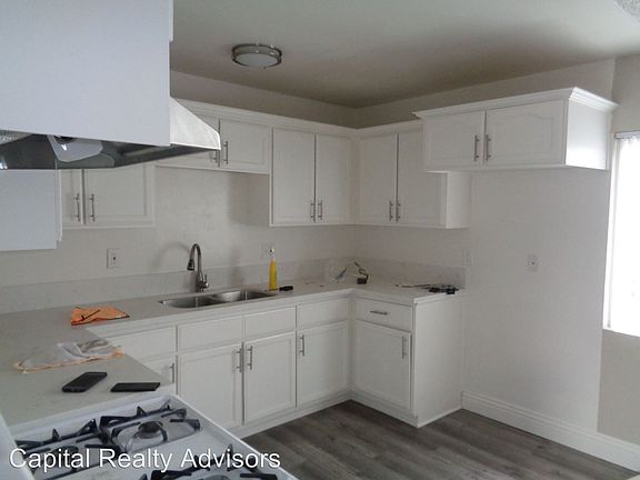 3rd image of 673 Ohio Ave APT 17