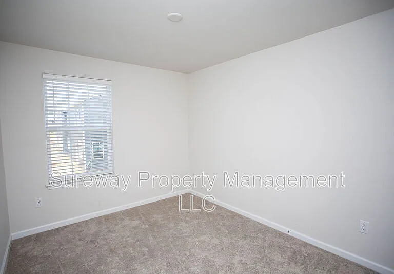 55 Elliot Ln — Photo 50