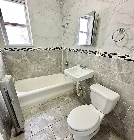 90 Fairmount Ter #412 — Photo 8