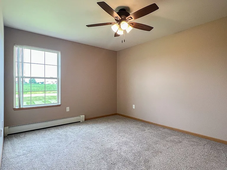 625 E Chesak Ave — Photo 15