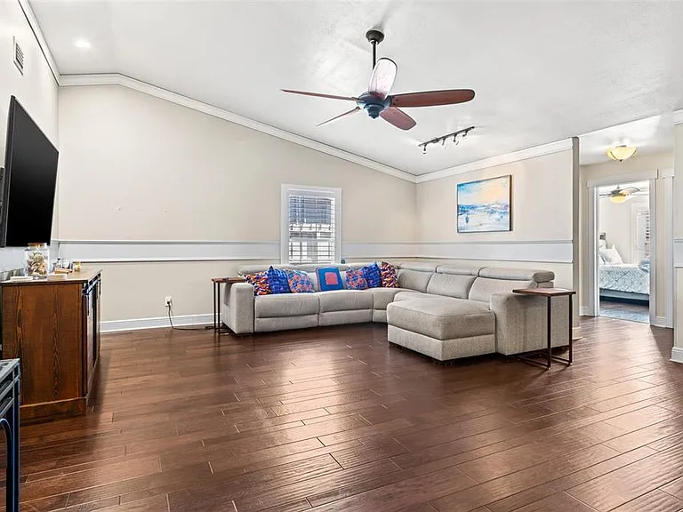 6701 Leeward Isle Way — Photo 16