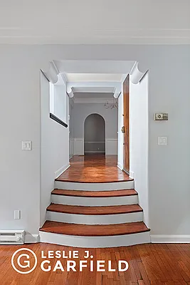 Rented by Leslie J. Garfield | media 7