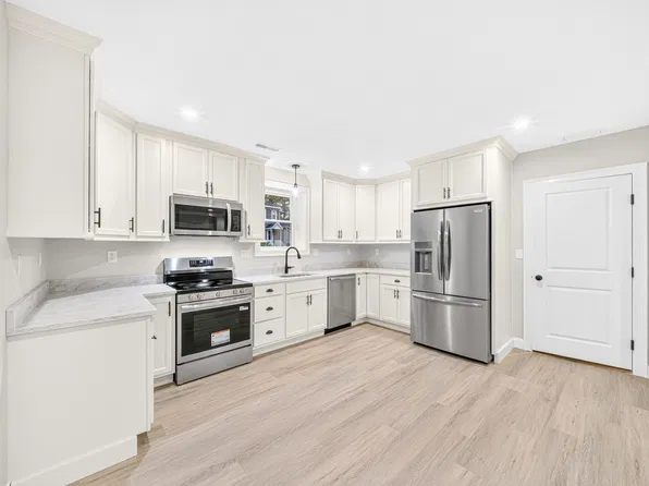 6AA McHugh Ave #6AA, Billerica, MA 01821
