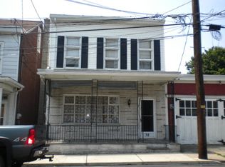 38 S Front St, Saint Clair, PA 17970