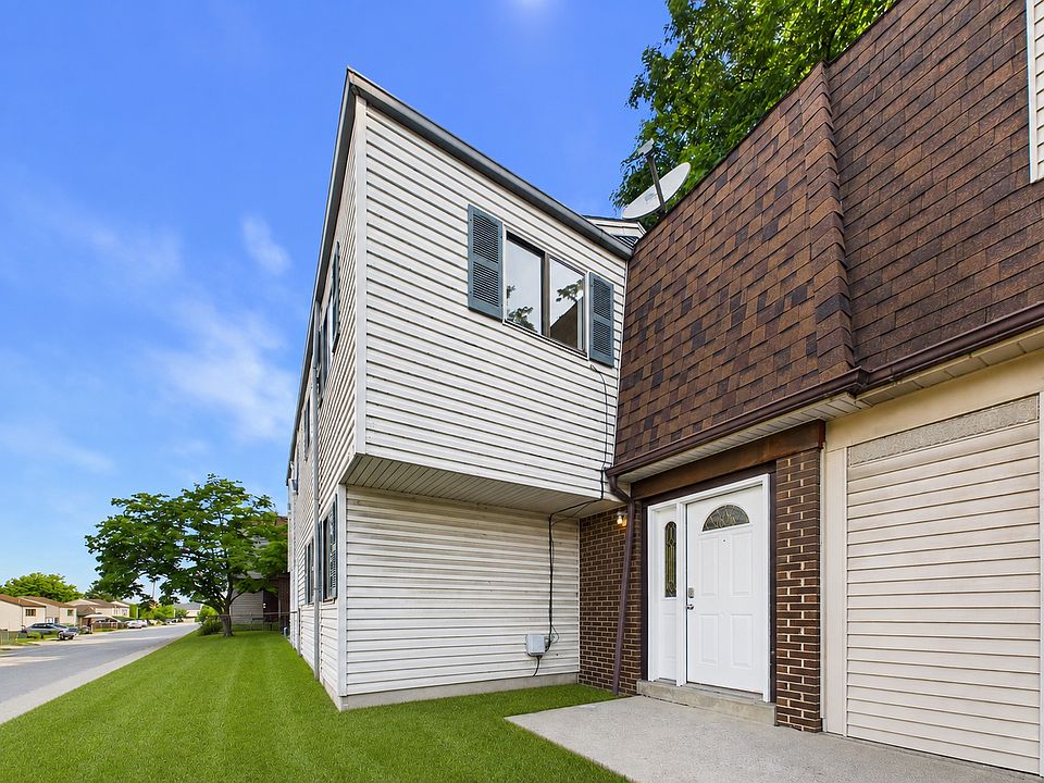 1st image of 539 Saint Marys Dr