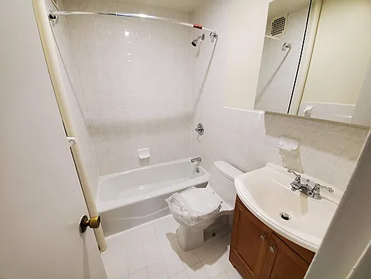 Rented by 4 Corners Realty, LLC | media 12