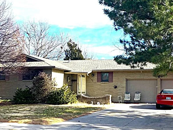 1706 N Anderson St, Garden City, KS 67846