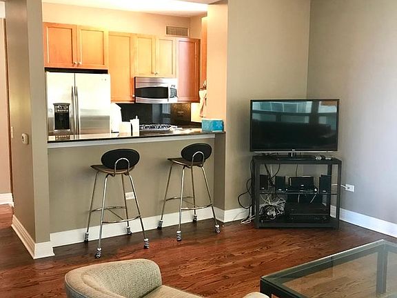 4th image of 600 N Lake Shore Dr APT 2502