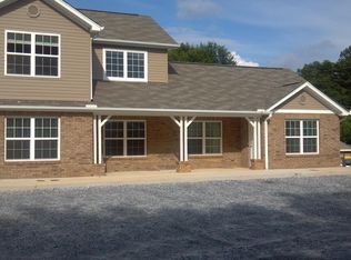 604 Hampton Rd APT 6, Greer, SC 29651