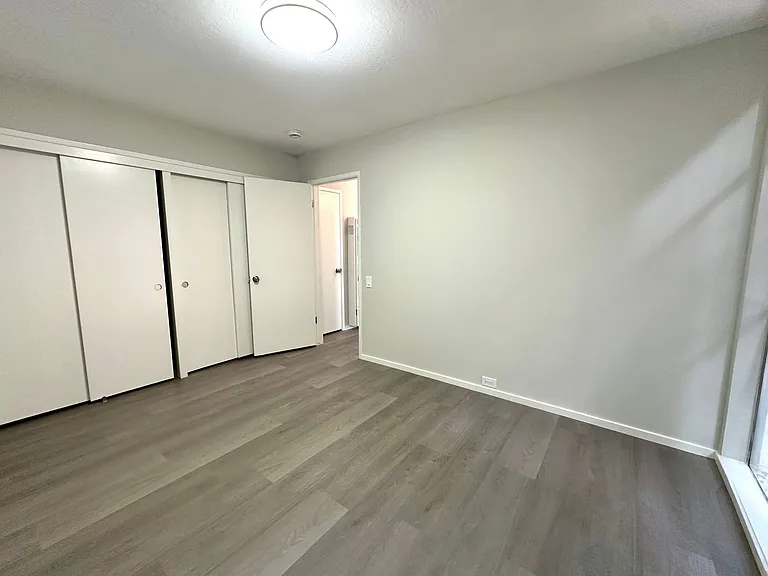 3792 Harrison St — Photo 8