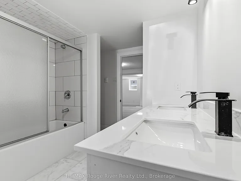 144 Macdonald Ave #A — Photo 15