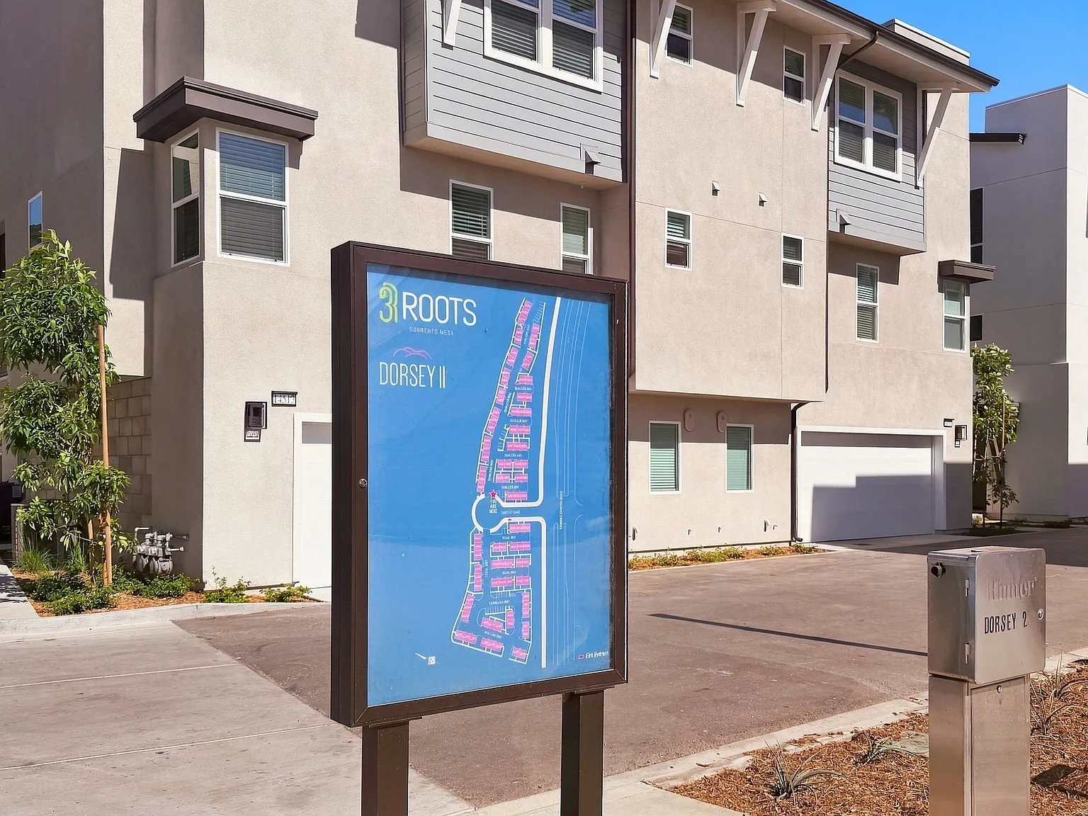 3 bed, 2.5 bath, 1625 sqft, $4,645 — Photo 3