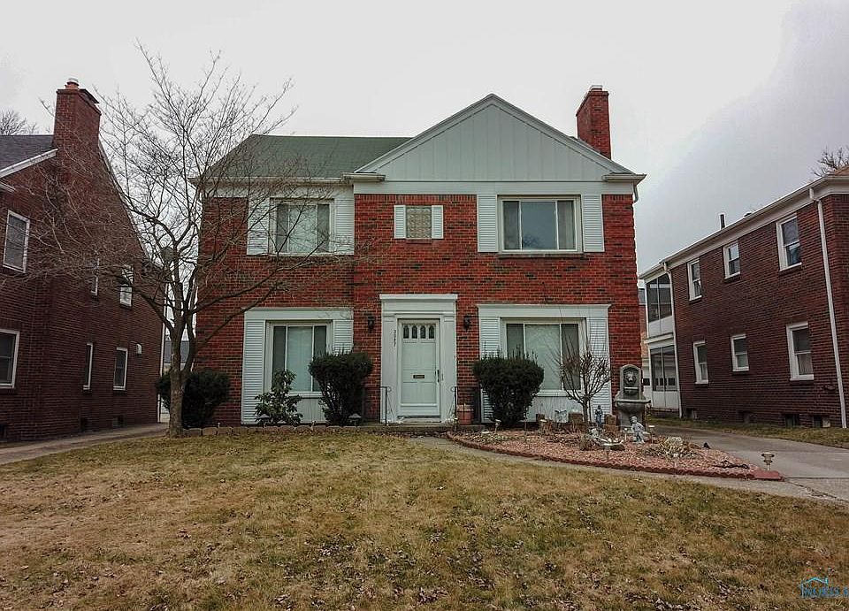 1st image of 3027 Middlesex Dr