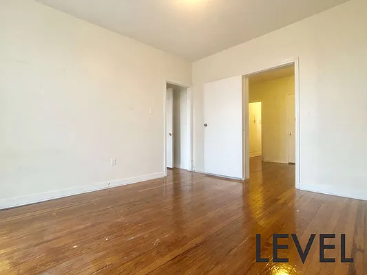 Rented by Level Group | media 80