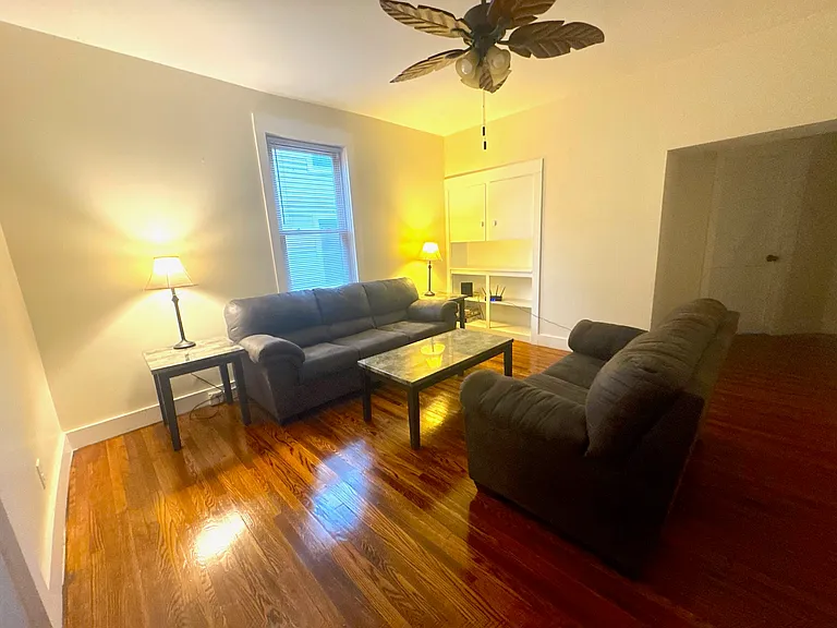 425 W Pine St #3 — Photo 5