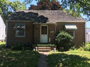 228 Sherman Ave, Waterloo, IA 50703