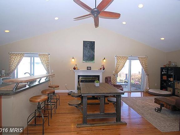 5th image of 506 Longwood Dr