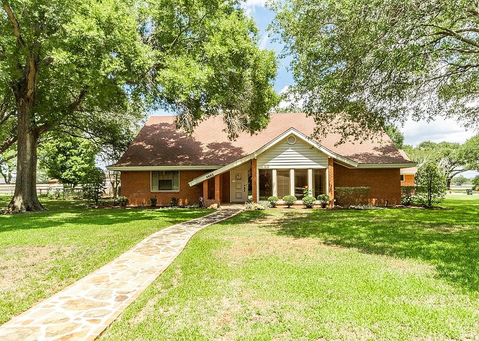 1st image of 2602 Myatt Ln