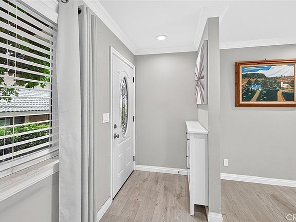 3rd image of 509 W Duarte Rd APT B