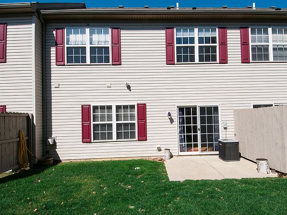 2nd image of 3190 Cobblestone Ln